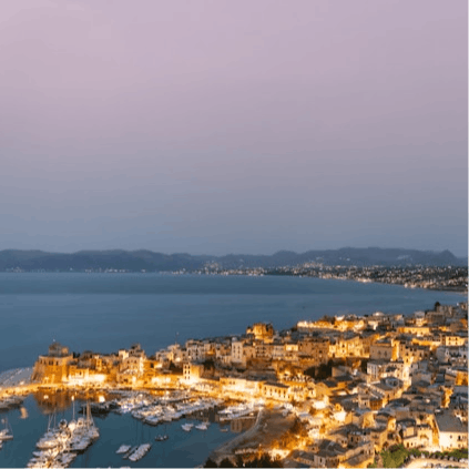 Grab dinner out in nearby Castellammare del Golfo