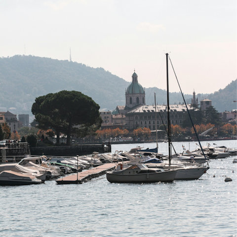 Explore Como’s charming city centre and iconic cathedral