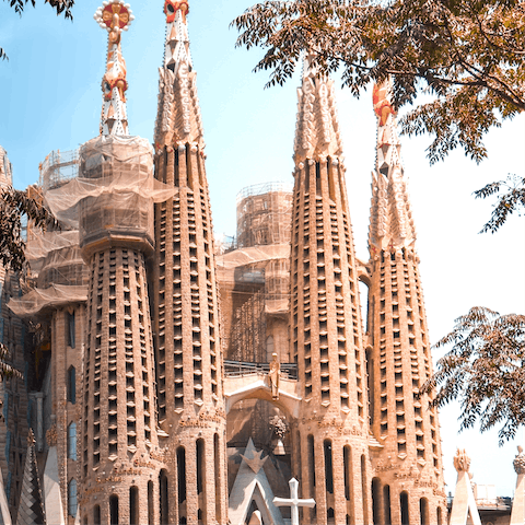 Take a ten-minute stroll to admire the iconic Sagrada Familia