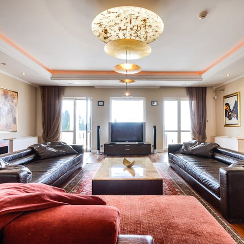 Lounge in the cushy living room