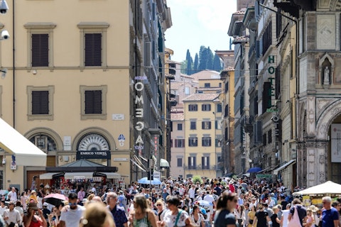 Explore Florence's vibrant local food markets, brimming with Tuscan produce