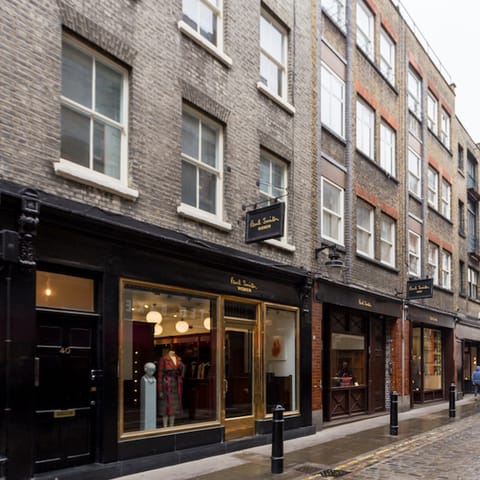 Step out onto the streets of central London