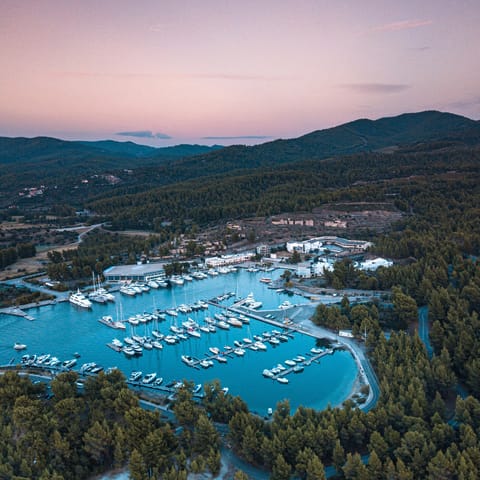 Hop in the car to explore the gorgeous landscapes and towns of Halkidiki