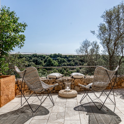 Savour your morning coffee on the terrace and soak up the countryside views