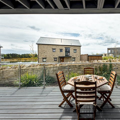 Pad out onto the decking for alfresco barbecues with lakeside views