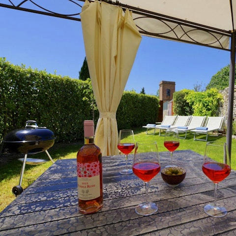 Relax with a glass of Chianti in the sunny garden