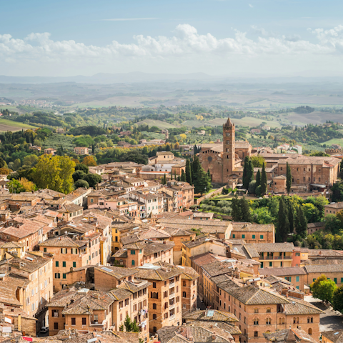 Take a sojourn to Siena, half an hour by car