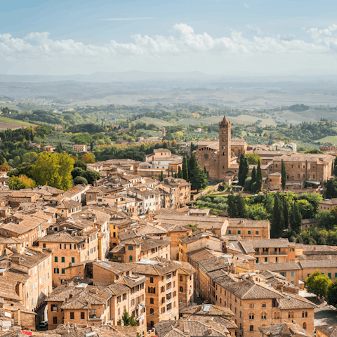 Take a sojourn to Siena, half an hour by car