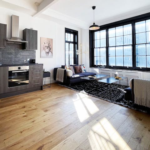 Enjoy loads of natural light streaming in through the warehouse-style windows