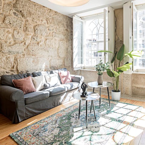 Stretch out with your morning coffee in the sun-dappled living room