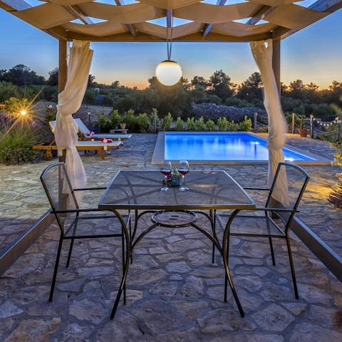 Enjoy alfresco meals at the outdoor dining table