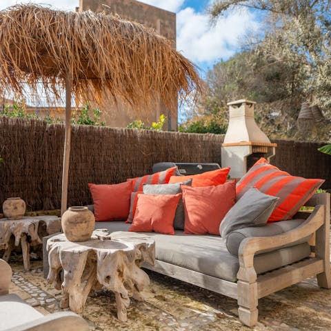 Get cosy on the many terraces, a glass of wine in hand