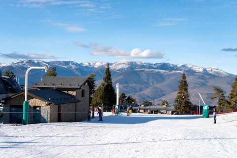Carve through the spectacular Pyrenean ski slopes in stunning winter scenery