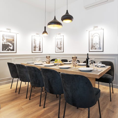 Gather round the table for relaxed meals at home