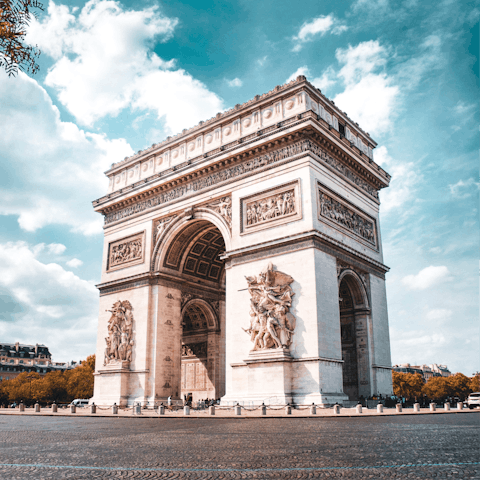 Stroll to the Arc de Triomphe in fifteen minutes