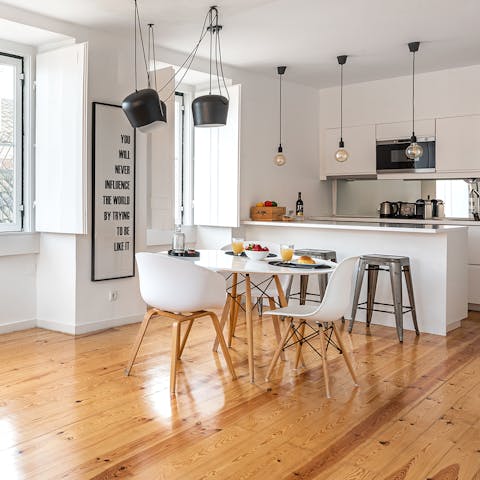 Start mornings with fresh coffee and pastéis de nata at the Scandi dining table before setting out for a day of adventure