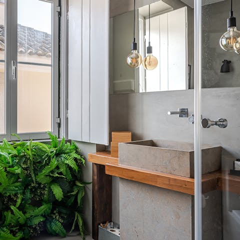 Pamper yourself each morning in the beautiful bathroom