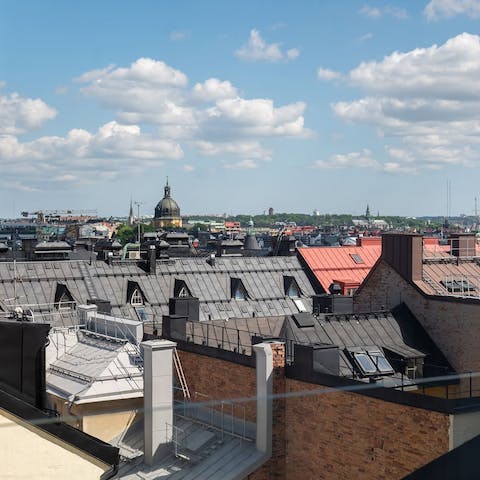 Wake up to impressive cityscapes of Stockholm