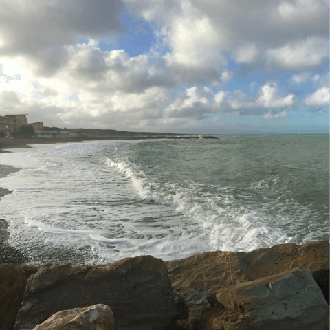 Reach the shores of Marina de Cecina in twenty minutes by car