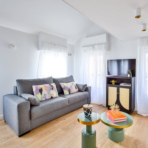 Plan your sightseeing schedule from the sofa before heading out for the day
