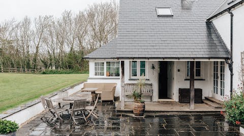 Let the children and dogs run free in the garden while you sip wine on the patio