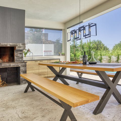 Dine under the stars at your outdoor kitchen