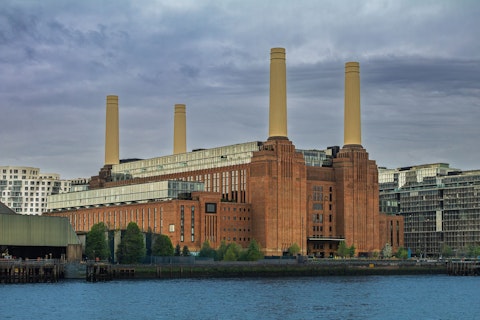 Explore Battersea Power Station's iconic shops, restaurants, and rooftop views – it's a short walk away