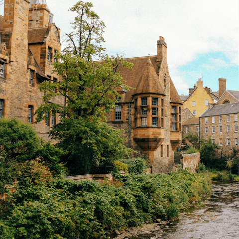 Stroll to picturesque Dean Village, eleven minutes away
