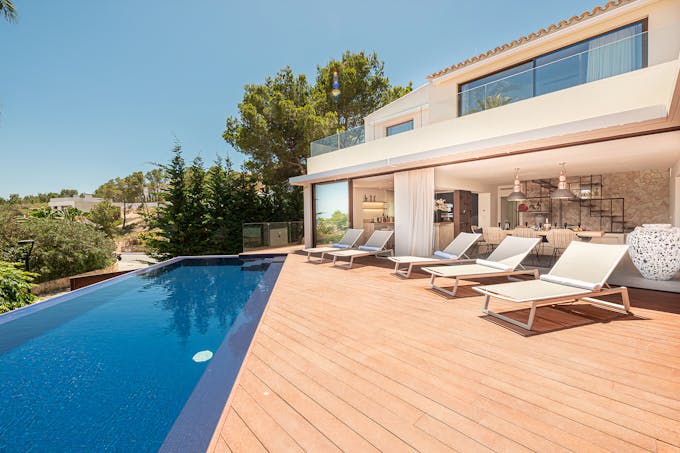 Ibiza Strings