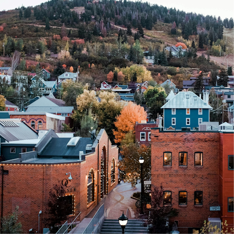 Stay a short stroll from Main Street with its galleries and shops