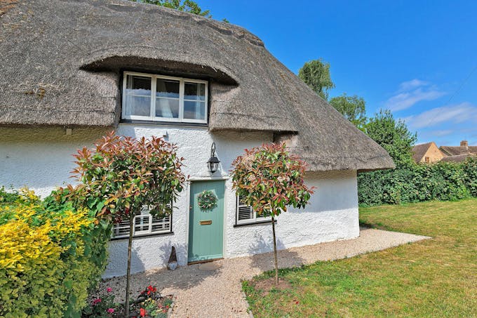 Charming Thatch