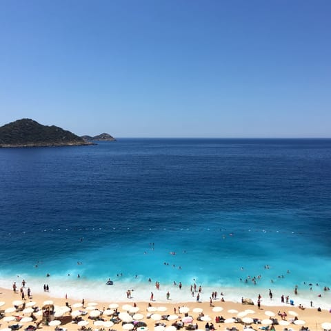 Enjoy free access and discounts at the beach clubs in Kalkan