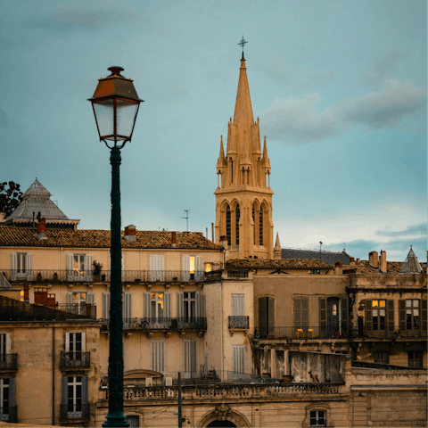 Drive twenty minutes to the centre of Montpellier