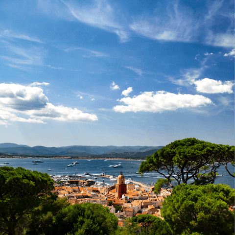 Stay in chic Saint Tropez, just a short distance from the old town