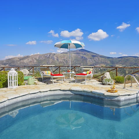 Find an idyllic state of relaxation whilst lounging by the pool