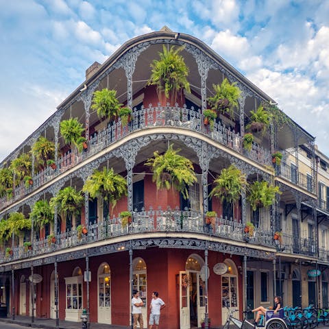 Visit a jazz bar in the French Quarter after a seventeen minute trip