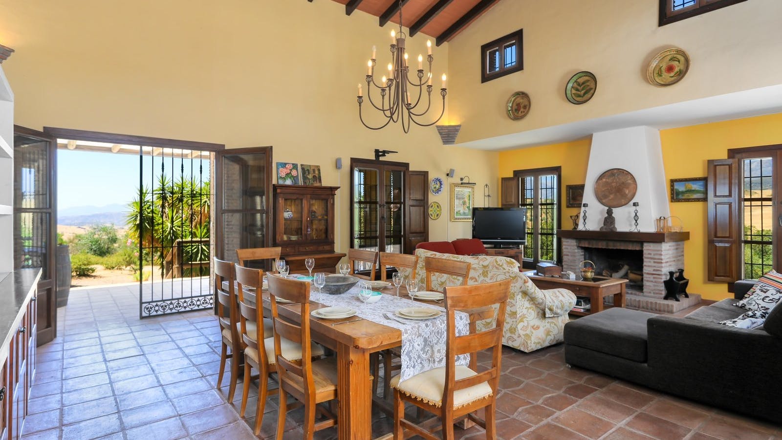 Hideaway In The Hills