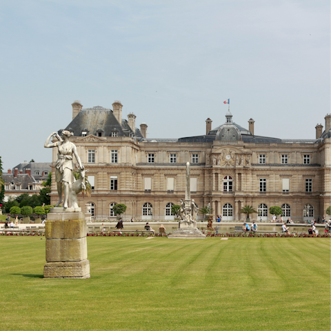 Start your Parisian adventure with a stroll to the Jardin du Luxembourg