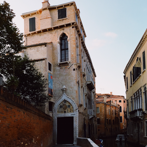 Explore the charming neighbourhood of Cannaregio