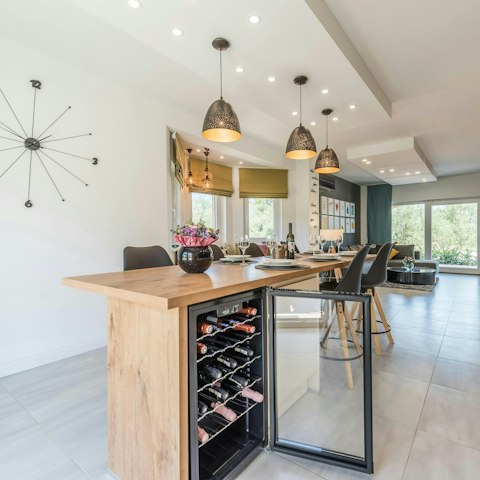 Cook together in the chic kitchen