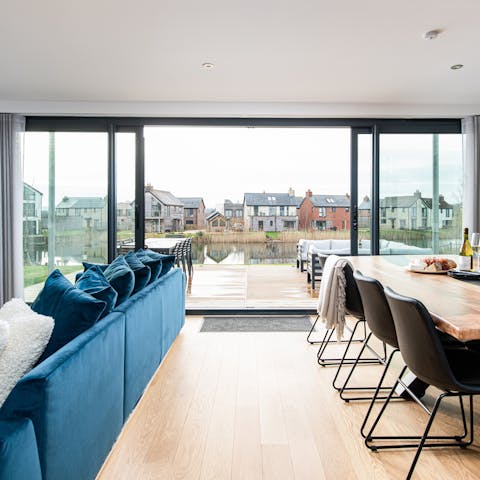 Admire the views of the lake from the open-plan living area