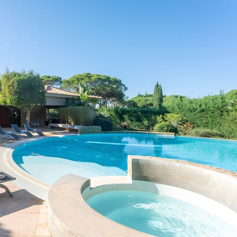 Toast the day's end with sundowners in the Jacuzzi