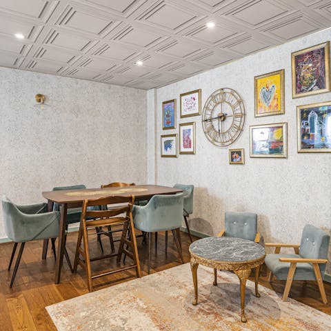 Enjoy a meal in the dining area where kids have their own table