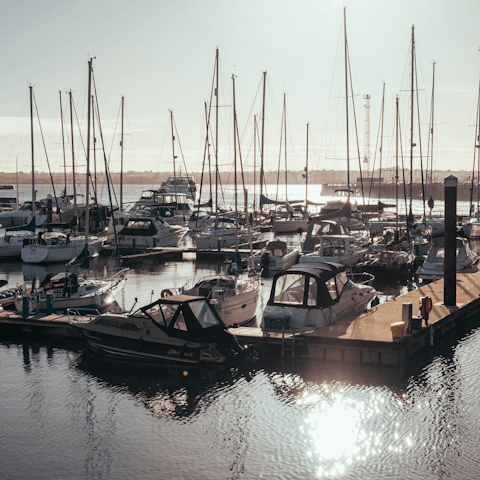 Spend the day by the sea in Southampton, 6 miles away