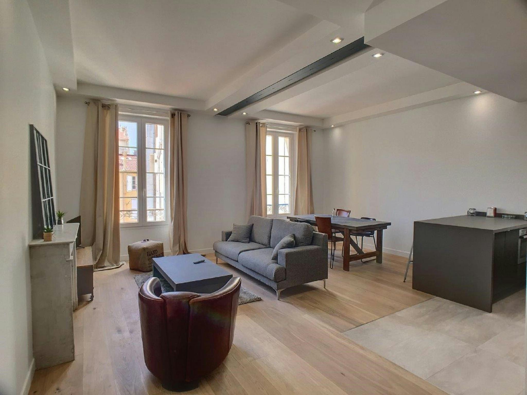 Croissants in Cannes