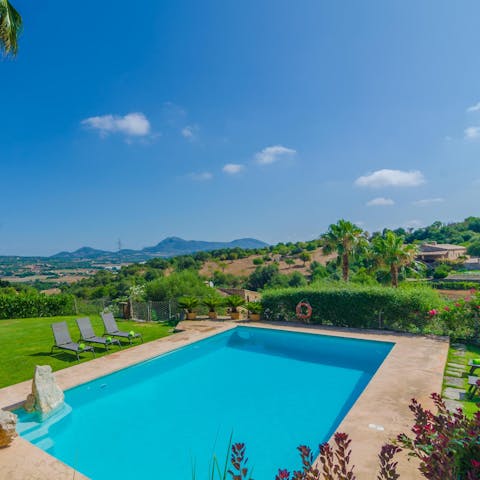 Guests enjoyed relaxing in the spacious pool.