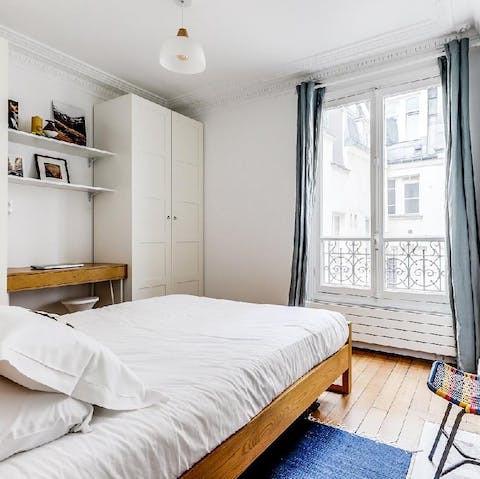 Wake up feeling rested in the comfortable bedroom – there's a desk here too should you need to catch up on work