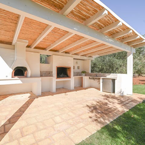 Fire up the pizza oven or barbecue in the garden for sunset suppers