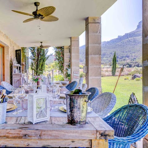 Pop open a bottle of wine and enjoy an al fresco lunch