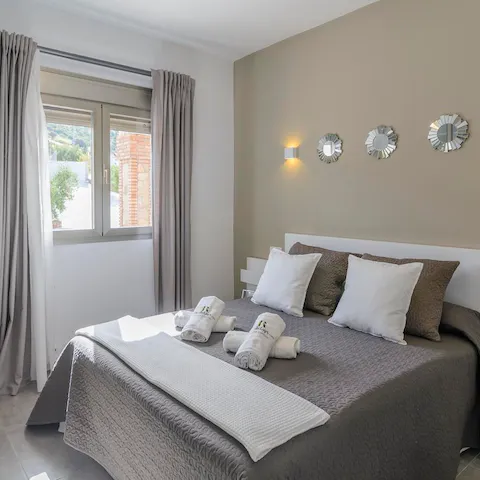Wake up in the comfortable bedrooms feeling rested and ready for another day of fun in the sun
